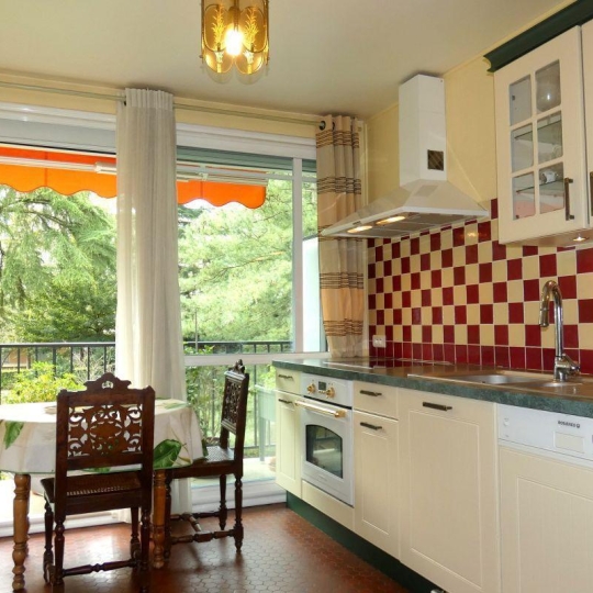  Annonces SURESNES : Appartement | VELIZY-VILLACOUBLAY (78140) | 64 m2 | 320 000 &euro; 