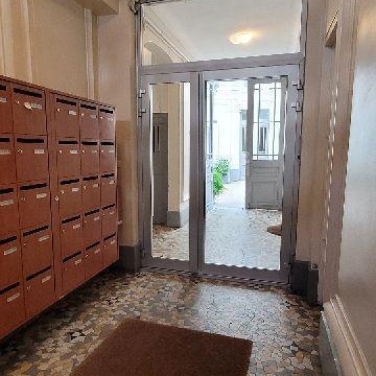  Annonces SURESNES : Appartement | PARIS (75017) | 17 m2 | 150 000 &euro; 