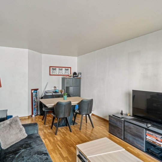  Annonces SURESNES : Appartement | SURESNES (92150) | 50 m2 | 375 000 &euro; 