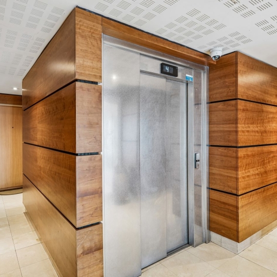  Annonces SURESNES : Appartement | SURESNES (92150) | 50 m2 | 375 000 &euro; 