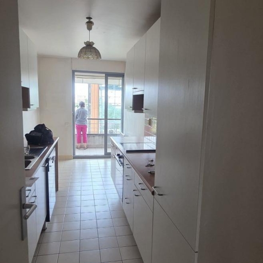  Annonces SURESNES : Appartement | PARIS (75015) | 89 m2 | 998 000 &euro; 