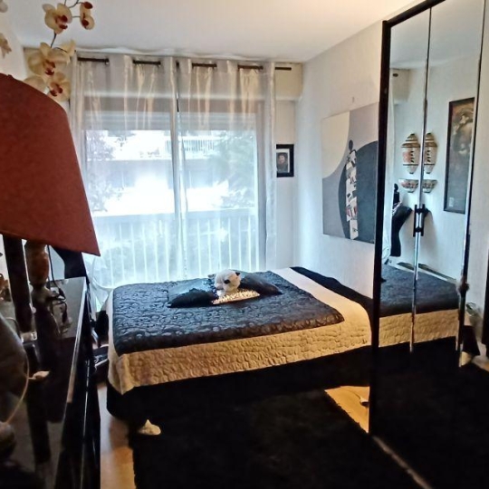  Annonces SURESNES : Appartement | PARIS (75018) | 46 m2 | 340 200 &euro; 
