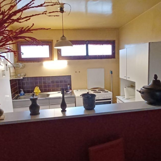  Annonces SURESNES : Appartement | PARIS (75018) | 46 m2 | 340 200 &euro; 