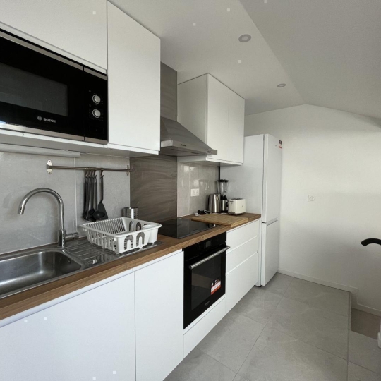  Annonces SURESNES : Maison / Villa | COLOMBES (92700) | 15 m2 | 700 &euro; 