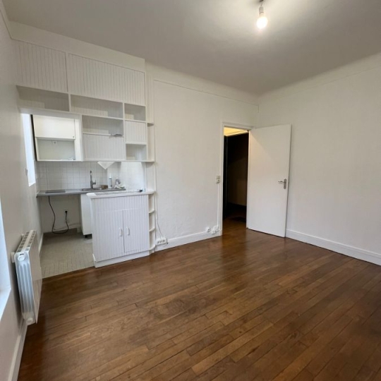  Annonces SURESNES : Appartement | LE KREMLIN-BICETRE (94270) | 20 m2 | 720 &euro; 