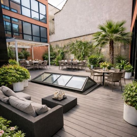  Annonces SURESNES : Local / Bureau | SAINT-DENIS (93200) | 425 m2 | 4 250 &euro; 