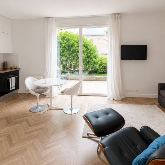  Annonces SURESNES : Appartement | PARIS (75015) | 31 m2 | 350 000 &euro; 