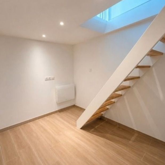  Annonces SURESNES : Local / Bureau | PARIS (75015) | 30 m2 | 260 000 &euro; 