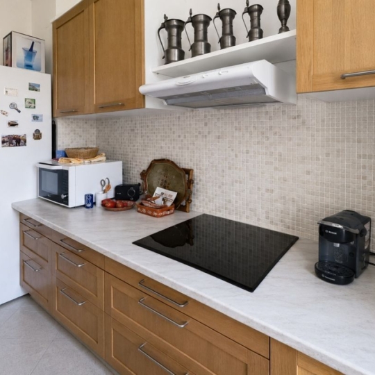  Annonces SURESNES : Appartement | PARIS (75015) | 71 m2 | 745 000 &euro; 