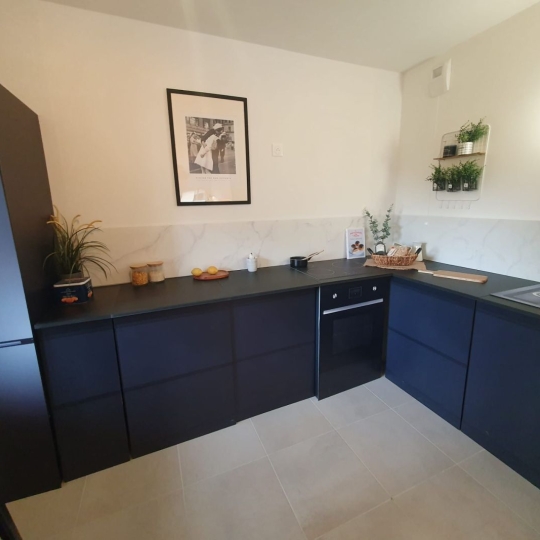 Annonces SURESNES : Appartement | SURESNES (92150) | 82 m2 | 690 000 &euro; 