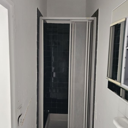  Annonces SURESNES : Maison / Villa | BAGNOLET (93170) | 42 m2 | 280 000 &euro; 