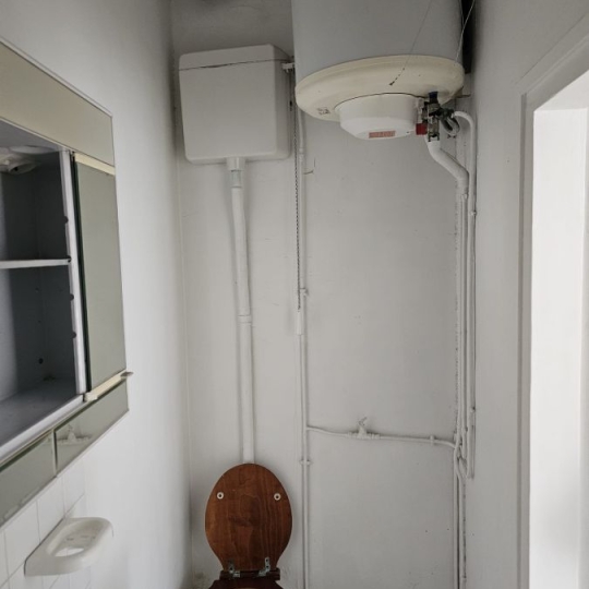  Annonces SURESNES : Maison / Villa | BAGNOLET (93170) | 42 m2 | 280 000 &euro; 