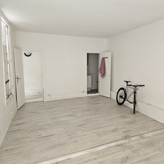  Annonces SURESNES : Maison / Villa | BAGNOLET (93170) | 42 m2 | 280 000 &euro; 