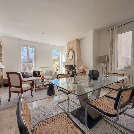  Annonces SURESNES : Maison / Villa | SAINT-CLOUD (92210) | 97 m2 | 875 000 &euro; 