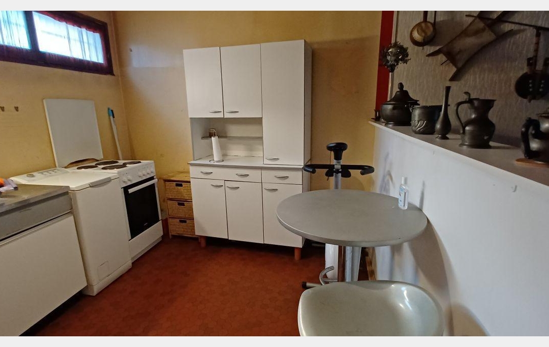 Annonces SURESNES : Appartement | PARIS (75018) | 46 m2 | 340 200 &euro; 