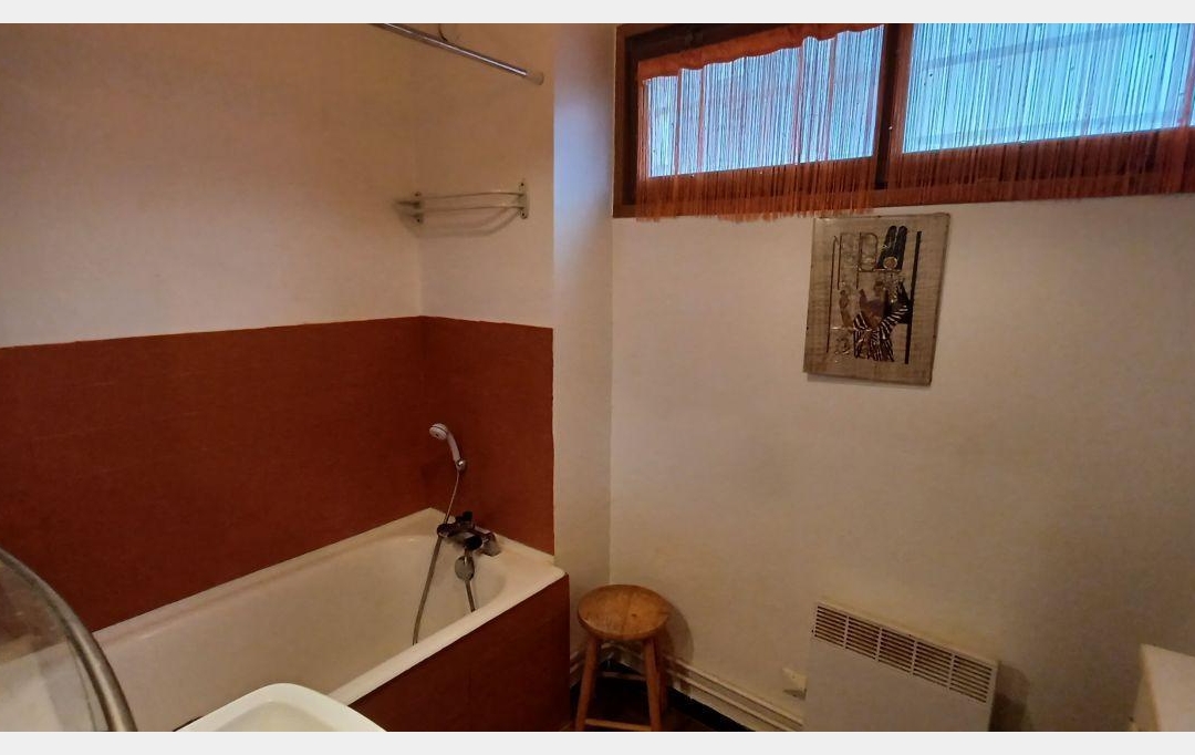 Annonces SURESNES : Appartement | PARIS (75018) | 46 m2 | 340 200 &euro; 