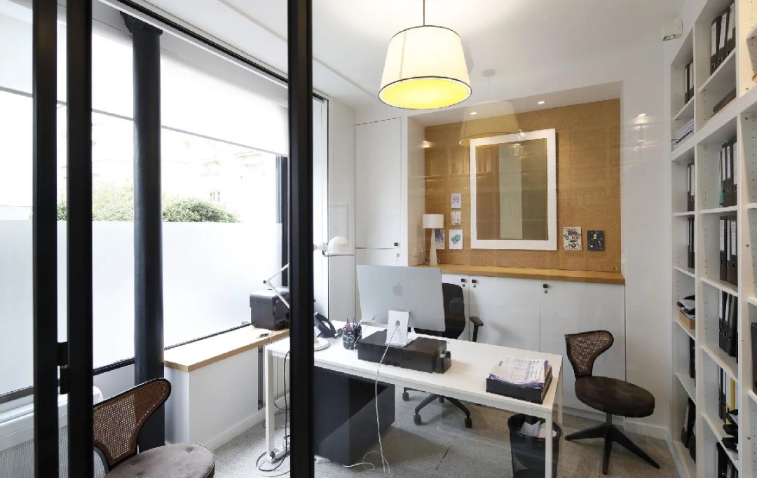 Annonces SURESNES : Local / Bureau | PARIS (75011) | 153 m2 | 1 989 620 &euro; 