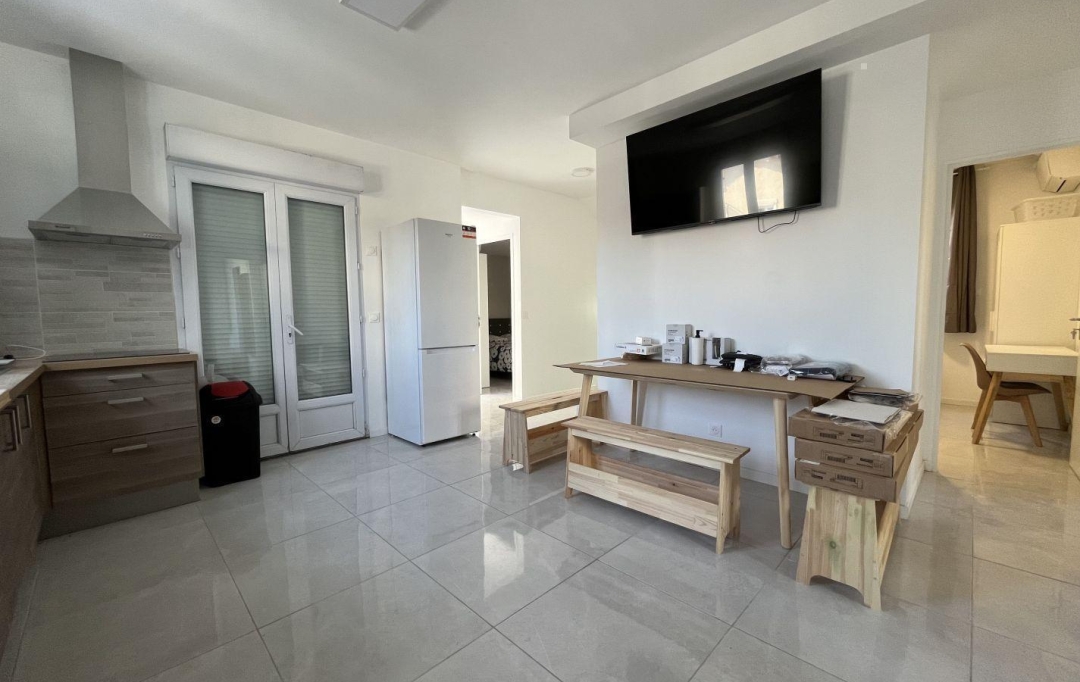 Annonces SURESNES : Maison / Villa | COLOMBES (92700) | 15 m2 | 700 &euro; 