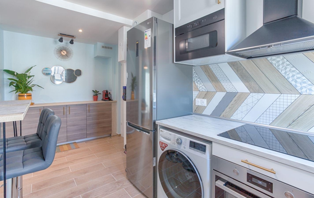 Annonces SURESNES : Appartement | VANVES (92170) | 10 m2 | 725 &euro; 