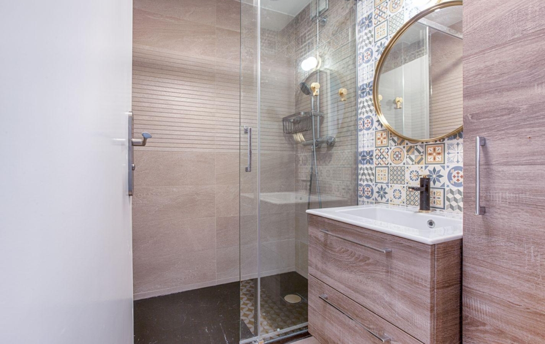 Annonces SURESNES : Appartement | VANVES (92170) | 10 m2 | 725 &euro; 