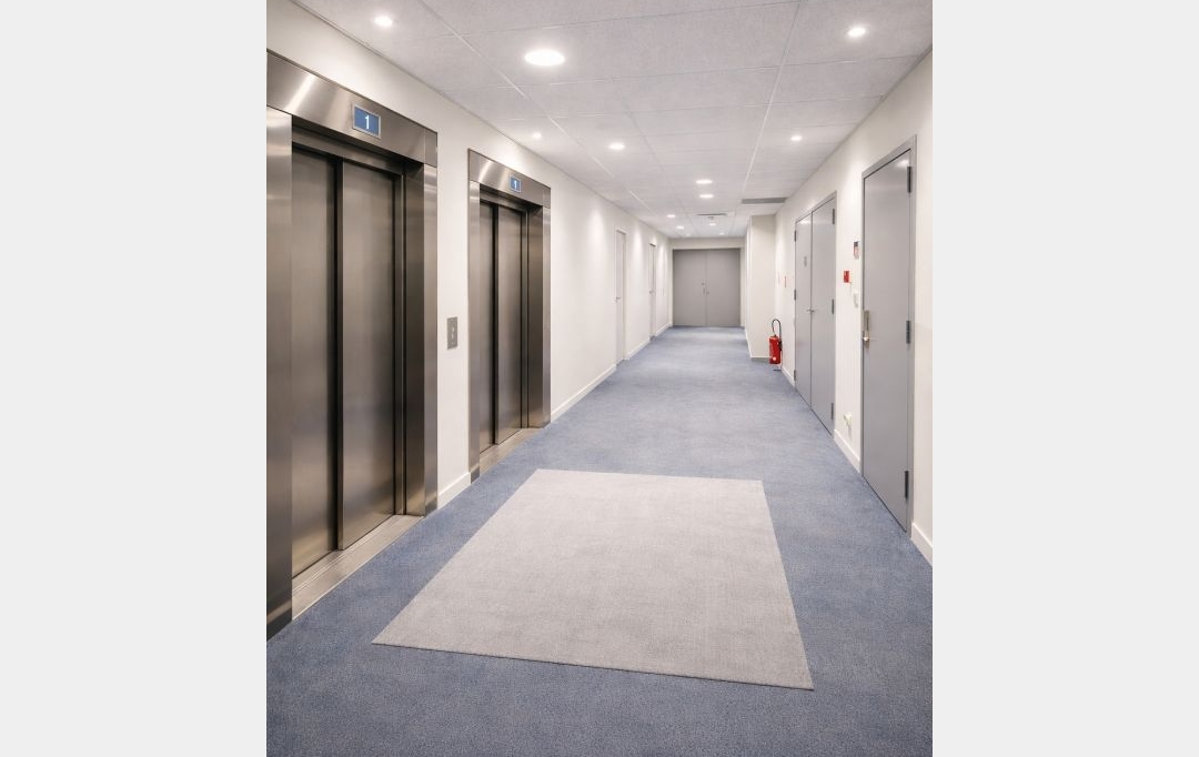 Annonces SURESNES : Local / Bureau | SAINT-DENIS (93200) | 425 m2 | 4 250 &euro; 