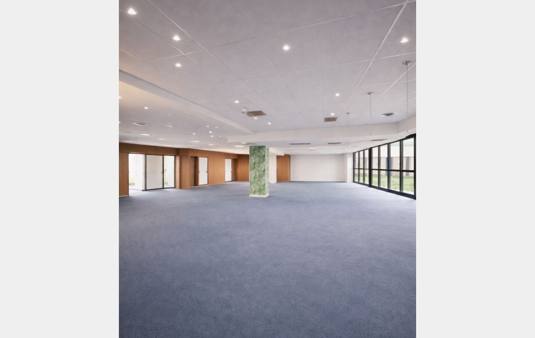 Annonces SURESNES : Local / Bureau | SAINT-DENIS (93200) | 425 m2 | 4 250 &euro; 