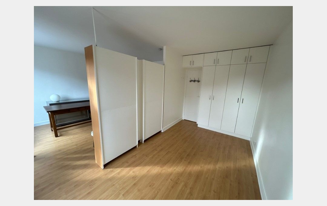 Annonces SURESNES : Appartement | PARIS (75014) | 42 m2 | 1 588 &euro; 