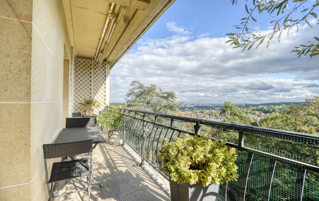 Annonces SURESNES : Appartement | VILLE-D'AVRAY (92410) | 188 m2 | 5 060 &euro; 