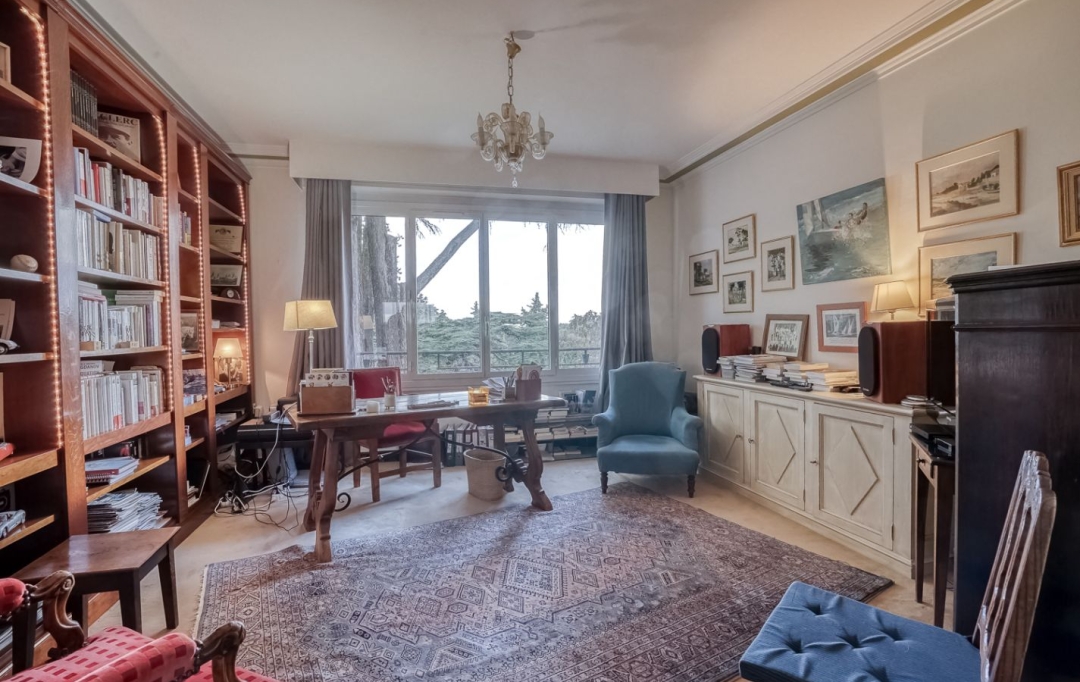 Annonces SURESNES : Appartement | VILLE-D'AVRAY (92410) | 188 m2 | 5 060 &euro; 