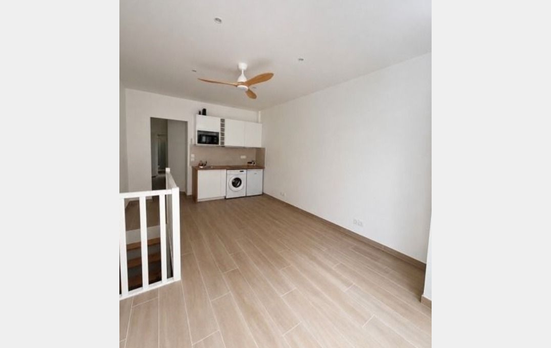 Annonces SURESNES : Local / Bureau | PARIS (75015) | 30 m2 | 260 000 &euro; 