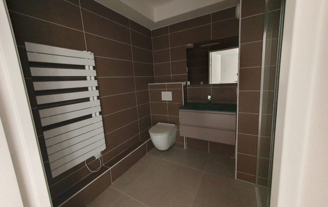 Annonces SURESNES : Appartement | PARIS (75018) | 64 m2 | 1 225 000 &euro; 