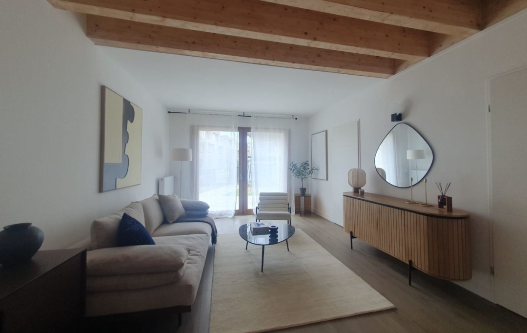 Annonces SURESNES : Appartement | NANTERRE (92000) | 77 m2 | 4 410 000 &euro; 