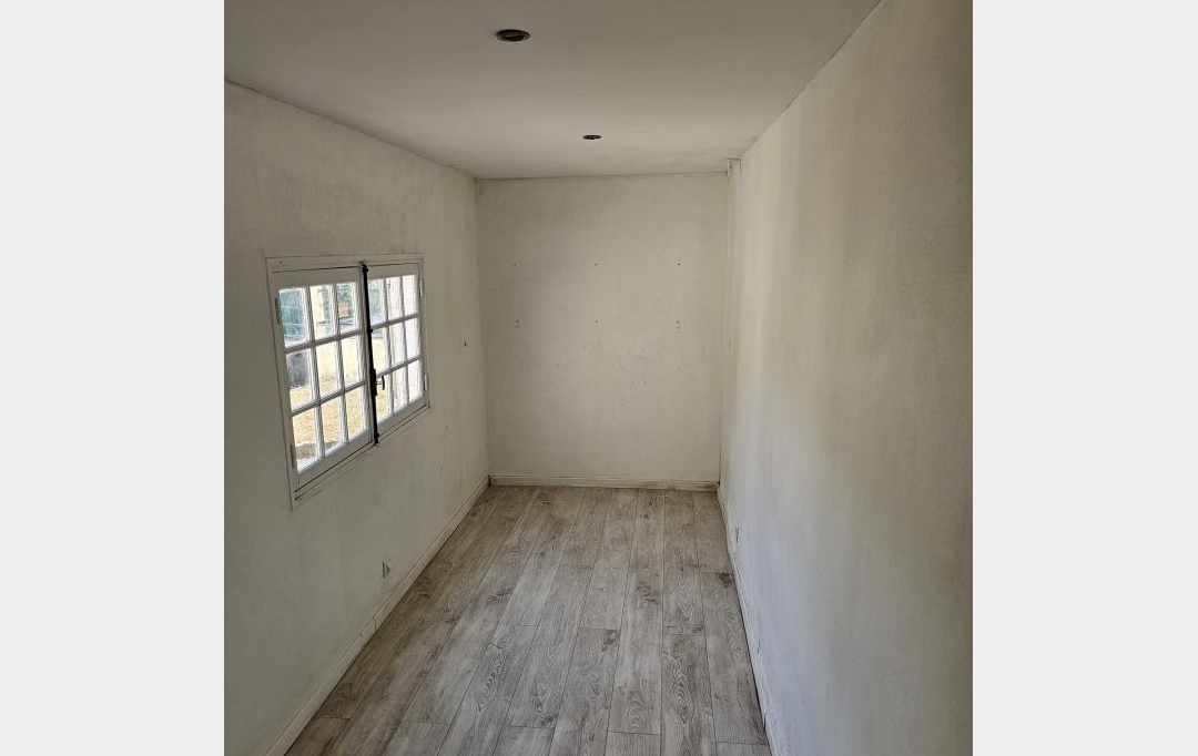Annonces SURESNES : Maison / Villa | BAGNOLET (93170) | 42 m2 | 280 000 &euro; 