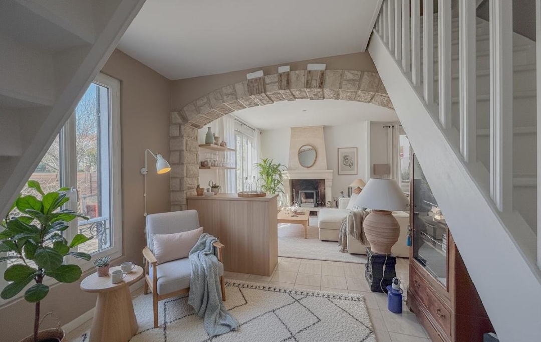 Annonces SURESNES : Maison / Villa | SAINT-CLOUD (92210) | 97 m2 | 875 000 &euro; 