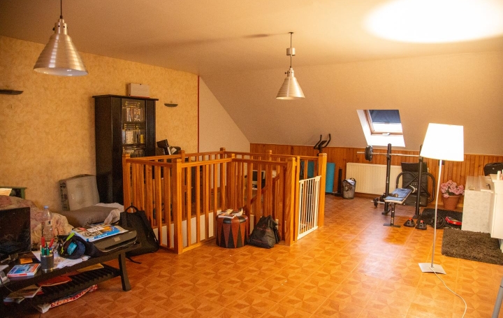Annonces SURESNES : Maison / Villa | MONTIGNY-LES-CORMEILLES (95370) | 129 m2 | 304 500 &euro; 