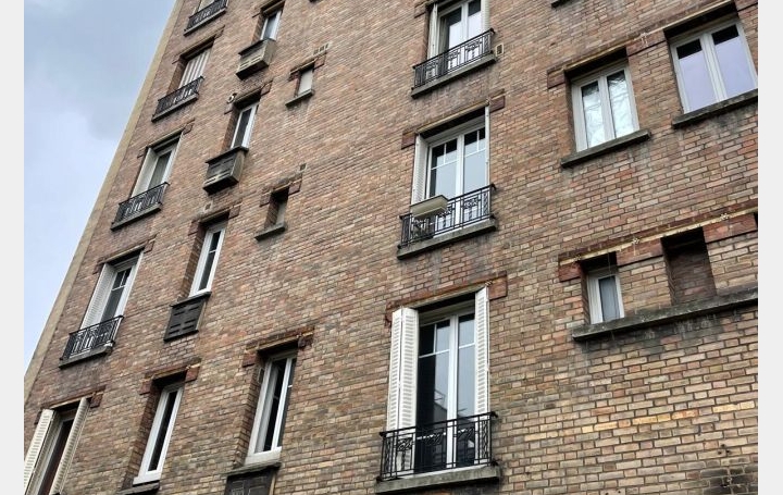  Annonces SURESNES Appartement | LE KREMLIN-BICETRE (94270) | 20 m2 | 720 € 