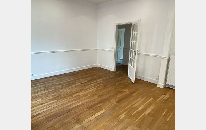  Annonces SURESNES Appartement | LE KREMLIN-BICETRE (94270) | 65 m2 | 1 510 € 